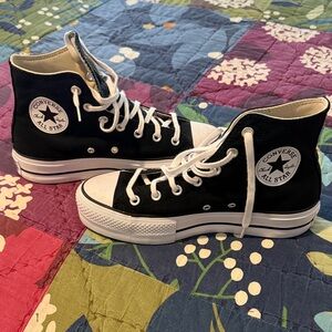 Converse- Classic Black High-Top Canvas Sneakers with White Trim